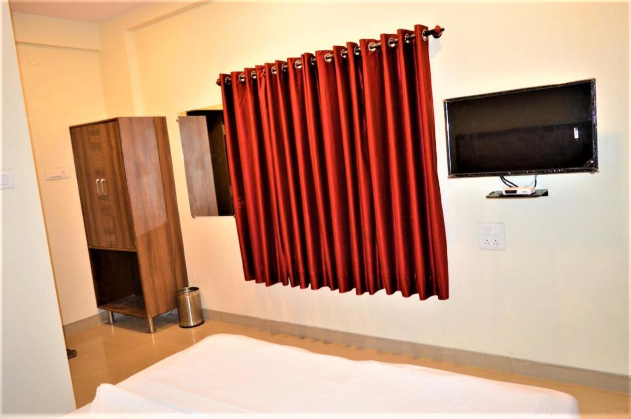 Hotel Visau,Ширди Екстериор снимка