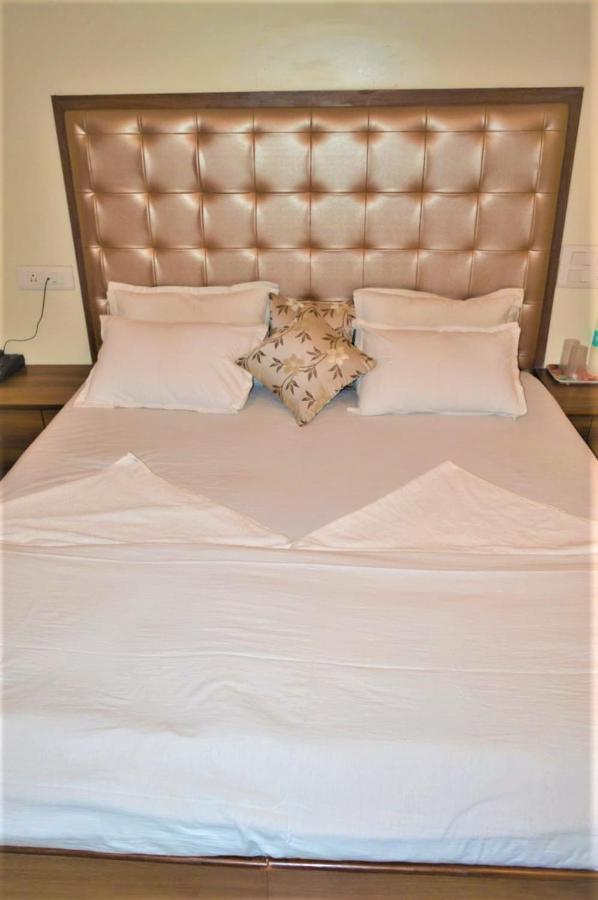 Hotel Visau,Ширди Екстериор снимка