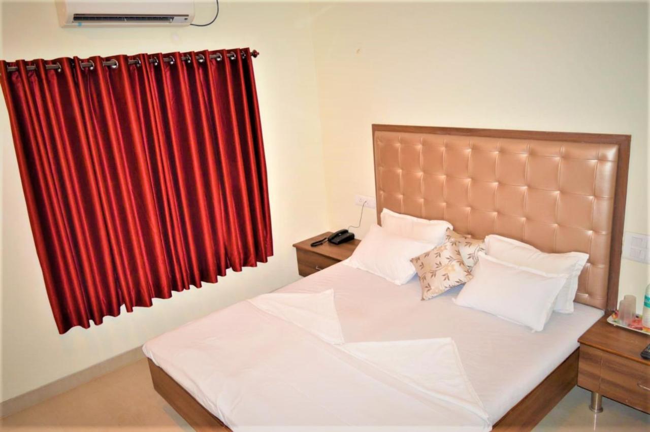 Hotel Visau,Ширди Екстериор снимка
